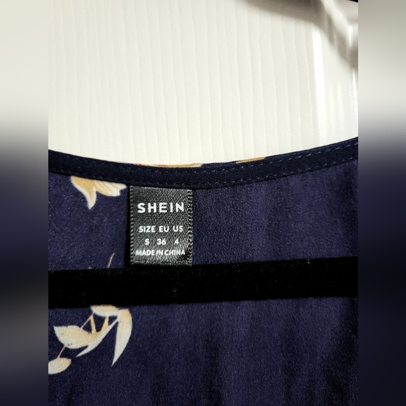 Shein - Botanical Surplus Navy Dress Size 4 - NWOT - Picture 4 of 5